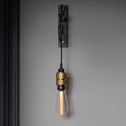Buster + Punch Hooked Wall nude grafiet/messing