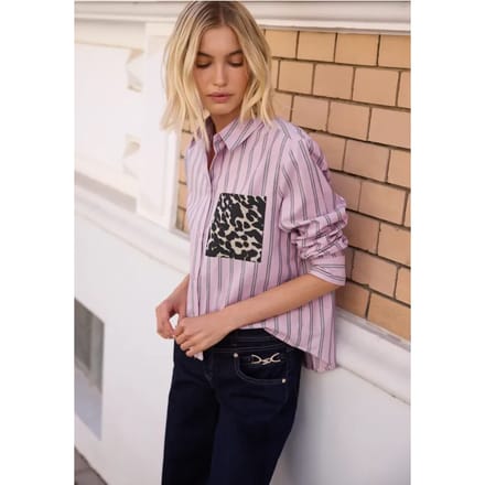 Gestreepte blouse met borstzak