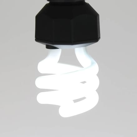 JBL ReptilDesert UV Light 15W UV-A en UV-B lamp voor woestijnreptielen