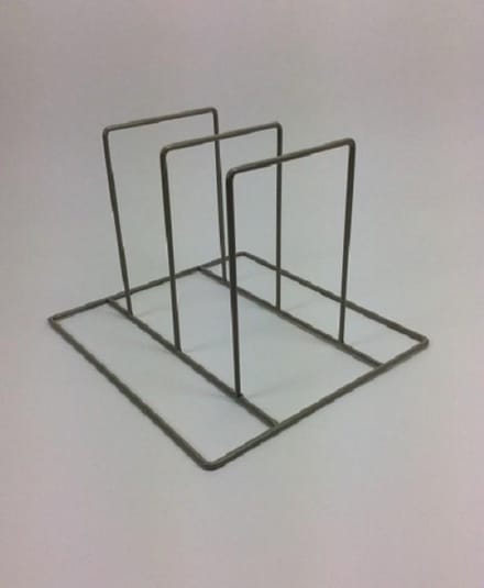 Tijdschriften rek Iron Wire 31x28x21 cm lichtgrijs