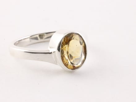 Zilveren ring met citrien - maat 16