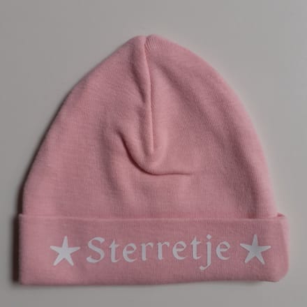 Mutsje met tekst - Sterretje (wit) - Roze muts - maat 50/56 - newborn mutsje - katoen