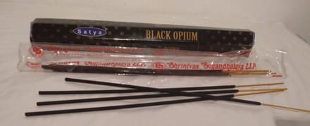 Satya Black Opium Wierookstokjes Wierook 3 pakjes 60 stuks