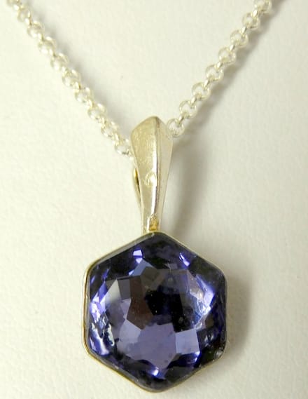 Hetty'S - Chic collier - van 925 zilver - hanger met Paarse Swarovski crystal - Collier is 42 cm