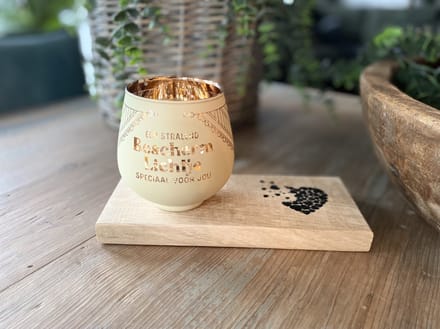Creaties van Hier - Afscheid(beschermlichtje) - Kaarsen - Theelichthouder met Plankje - Glas - 9,4x8,9 cm