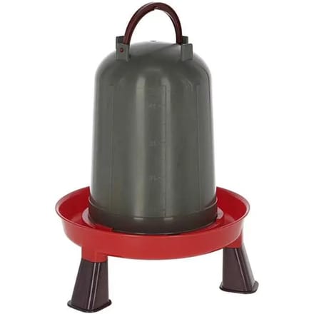 Gerecycleerde waterbak met kippenstand Kerbl