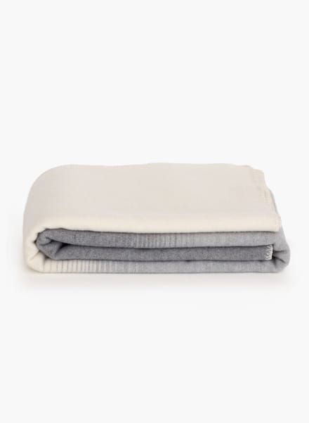 Most - Kasjmier bed deken Silver Cloud - 90% Merino wol, 10% Kasjmier wol - 140 x 200 cm - wit-grijs