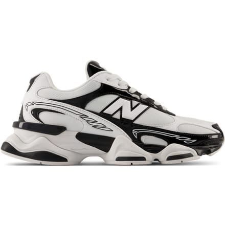 New Balance 9060R Sneakers Dames - Zwart - Maat 38.5 - Leer