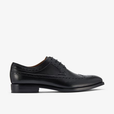 Banstead Tip Zwarte Leren Schoenen
