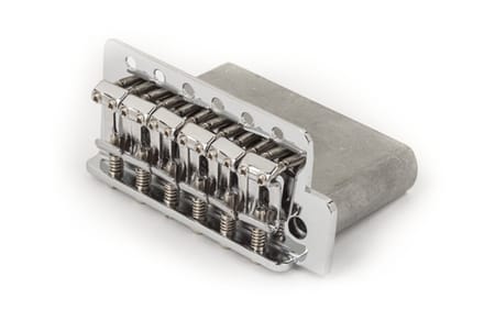 Fender Vintage-Style Standard Series Strat Tremolo Assembly Chrome - Gitaaronderdeel