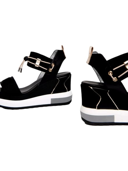 Nero Giardini 307753 Sandalen - Met Sleehak - Dames - Zwart - Maat 37