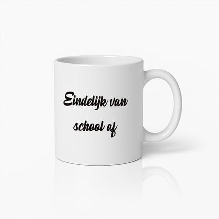 Eindelijk van School Af" Afstudeermok – Perfect Cadeau voor Nieuwe Afgestudeerden