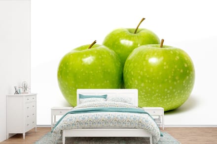 Behang - Fotobehang Drie Granny Smith appels - Breedte 450 cm x hoogte 300 cm