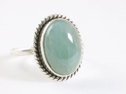 Bewerkte ovale zilveren ring met aquamarijn - maat 19
