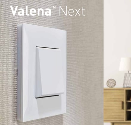 Legrand starterskit met Gateway en RF-bedieningswip voor scenario vertrek/aankomst - Valena Next with Netatmo Wit Opaal (741800)