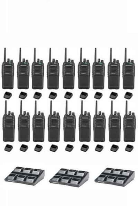 Set van 18 Kenwood TK-3701D IP55 Portofoon met 3 multiladers
