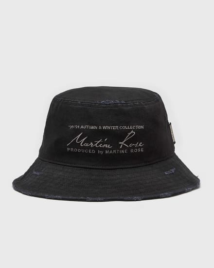 SIGNATURE BUCKET HAT