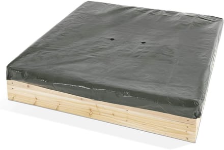 Wooden sandpit + coversheet