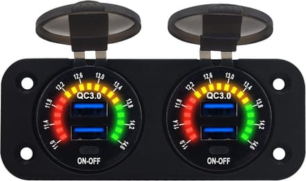 ProRide 12V USB Stopcontact 4 Poorten met Schakelaar/Voltmeter - Tweevoudig Inbouw - QC3.0 - USB Autolader, Boot en Camper