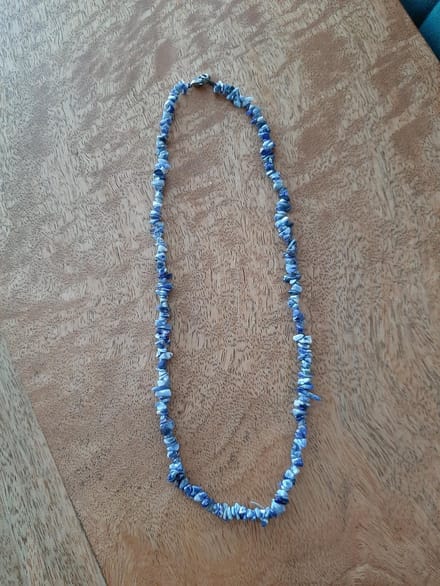 Sodaliet splitketting