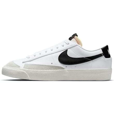 Nike Blazer Low 77 Wit Zwart Dames Sneakers Sail DC4769-102 36 white