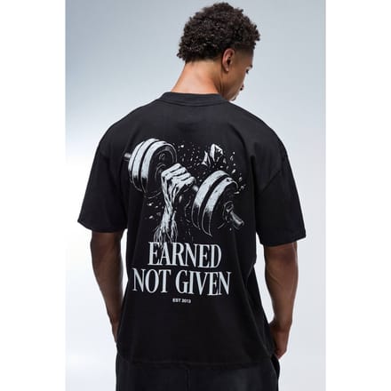Heren Active Earned Not Given Oversized Verlengde Hals T-shirt | Black | Size Medium