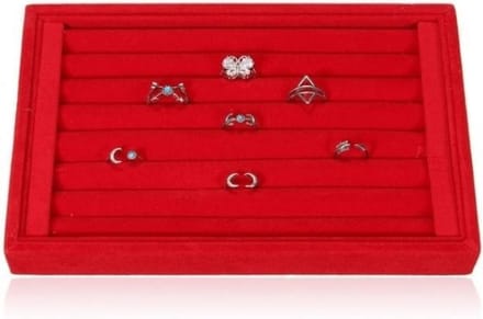 Ringen display fluweel rood 23x14.5cm