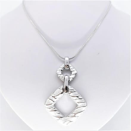 Design ketting met hanger.