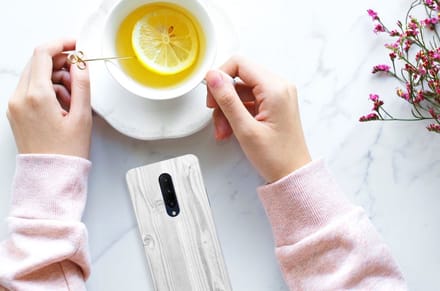 OnePlus 7 Pro Bumper Hoesje White Wood