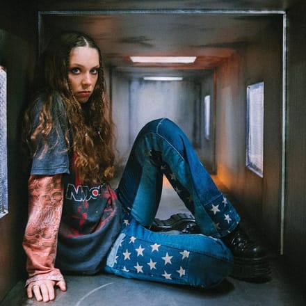 Holly Humberstone - The Walls Are Way Too Thin (12" Single)