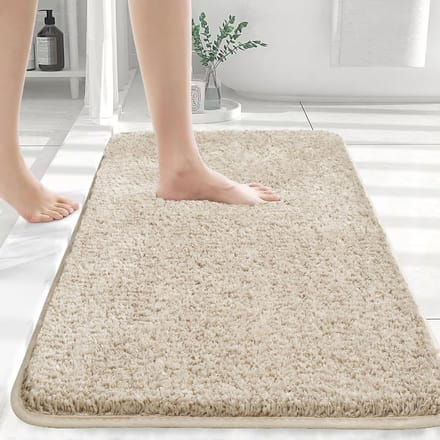 Antislip badmat 150x60 cm beige, wasbaar en snel drogend, rubberen achterkant voor badkamer