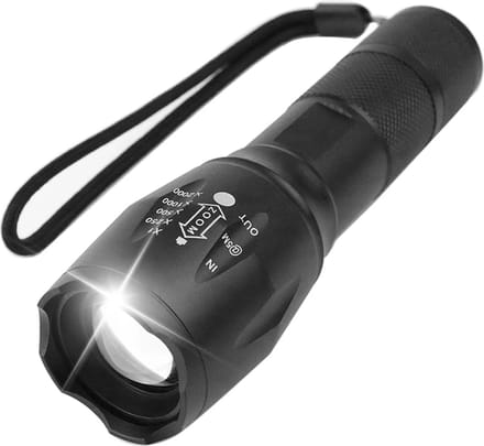 Militaire Zaklamp - Op Batterijen - 1000 LUM - Uitschuifbaar - IP44 - met Koort