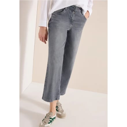 7/8 High Waist Wide Legs jeans in Loose Fit