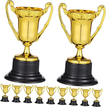 Plastic Trofee Bekers - Prijsbekers Kinderen - Wedstrijden Belonen - Gouden Afwerking - 12 Stuks - Goud