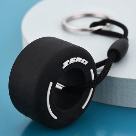 New Age Devi - Autoband Sleutelhanger - Keychain - Zwart - Sinterklaas Dobbelen Kerst Cadeau
