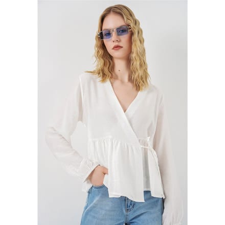 V-hals Blouse met Strikdetail en Kreppé