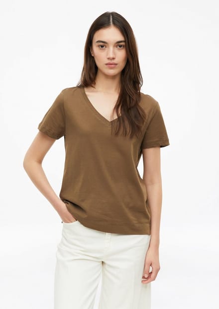 Dames T-shirt van zacht katoen met V-hals en zijsplit s.Oliver