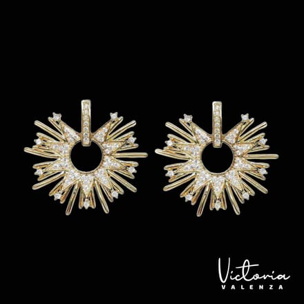 Victoria Valenza oorknoppen - Cologne - Messing Witte Steen - Goudkleurig