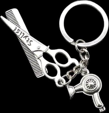 Sleutelhanger Kapperset Zilverkleurig ( Schaar, Kam en Fohn )7.5 x 2.6 cm