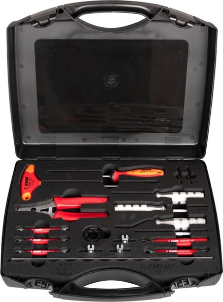 UNIOR - MASTER WHEELIN BUILDING KIT - RED - 20 PCS