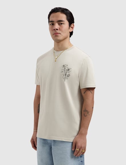 Pure Path T-shirt Embroidered Flower Sand (26010120 - 46)