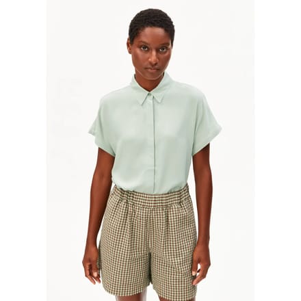 relaxed fit overhemdblouse van pure viscose model 'LARISAANA'