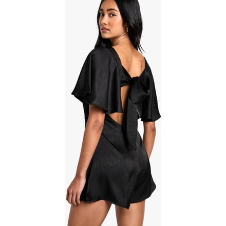 boohoo Dames Tie Back Angel Sleeve Playsuit | Black | Maat: 8