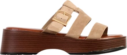 R and B-sandalen om aan te trekken
