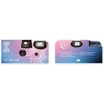 Kiss Of Life   Wegwerpcamera   3e Mini Album gray