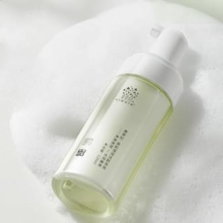 SHANCAOJI  - Jasmine Moisturizing Foam Facial Cleanser 120ml