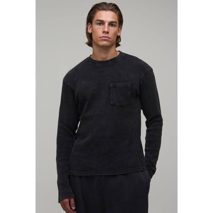 Essential Regular Fit Gewassen Wafel T-shirt Met Lange Mouwen En Borstzak | Black | Size Medium
