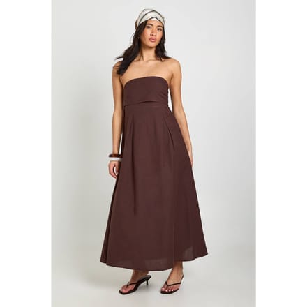 boohoo Dames Linnen Bandeau Jurk Met Gesmockte Rug Midaxi Lengte | Chocoladebruin | Maat: 42