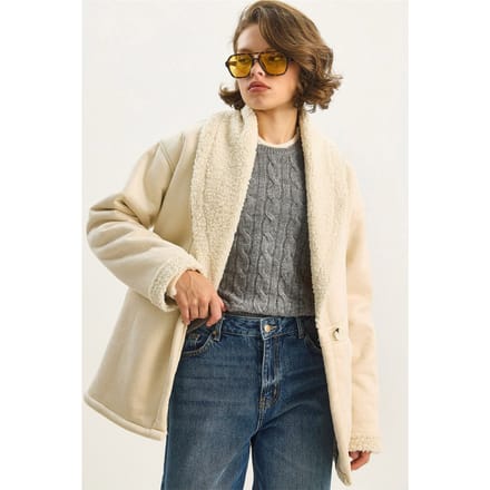 Faux Fur Gewatteerde Knopjasje