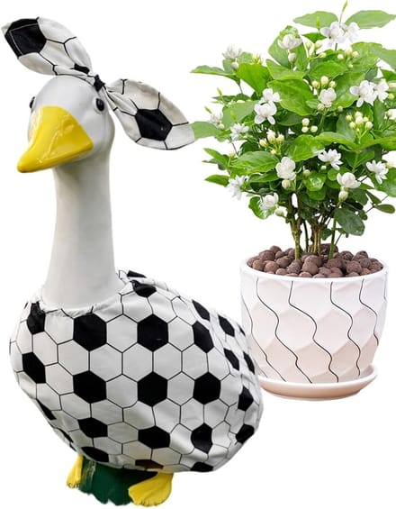 Gans Decoratie - Voetbal Outfit - Tuin Verfraaien - Duurzaam Polyester - 58 cm - Multicolor